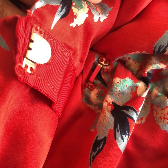 DONATED 🎉HP🎉 Gorgeous Vintage Wrap Dress ❤️ - Picture 10 of 10